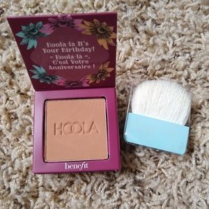 Mini Hoola and brush